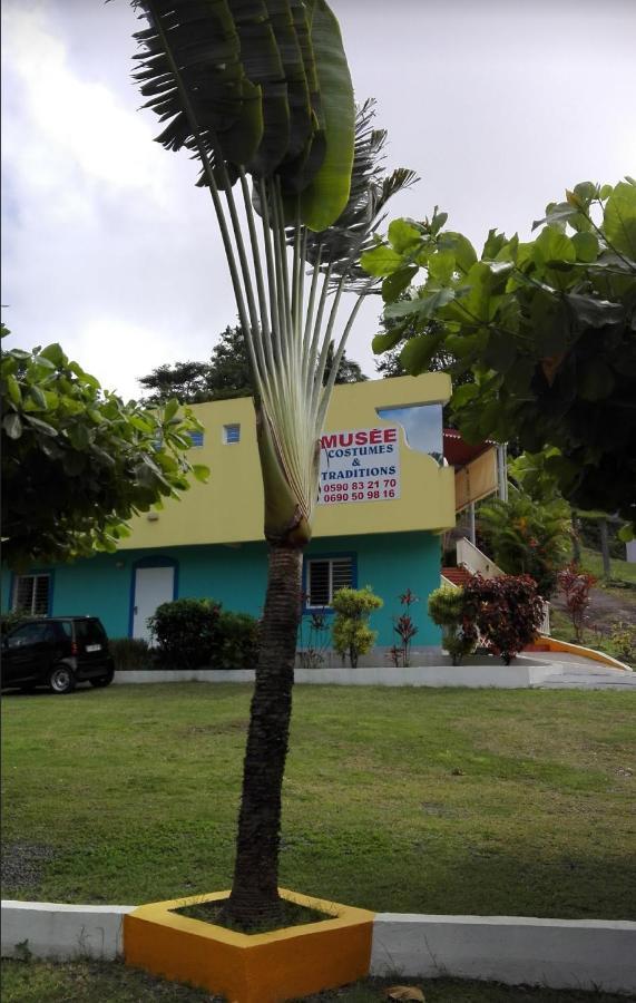 Maison Creole Authentique Le Gosier  Exteriör bild